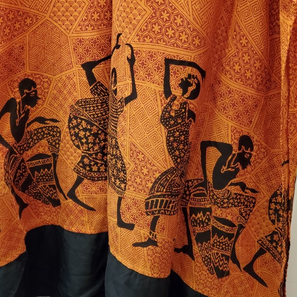 MEETU MAGIC The African Scene Tribal Maxi Caftan with bead work - Picture 4 of 5